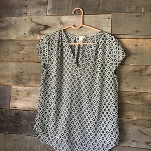 H and M Short Sleeved Dress Shirt